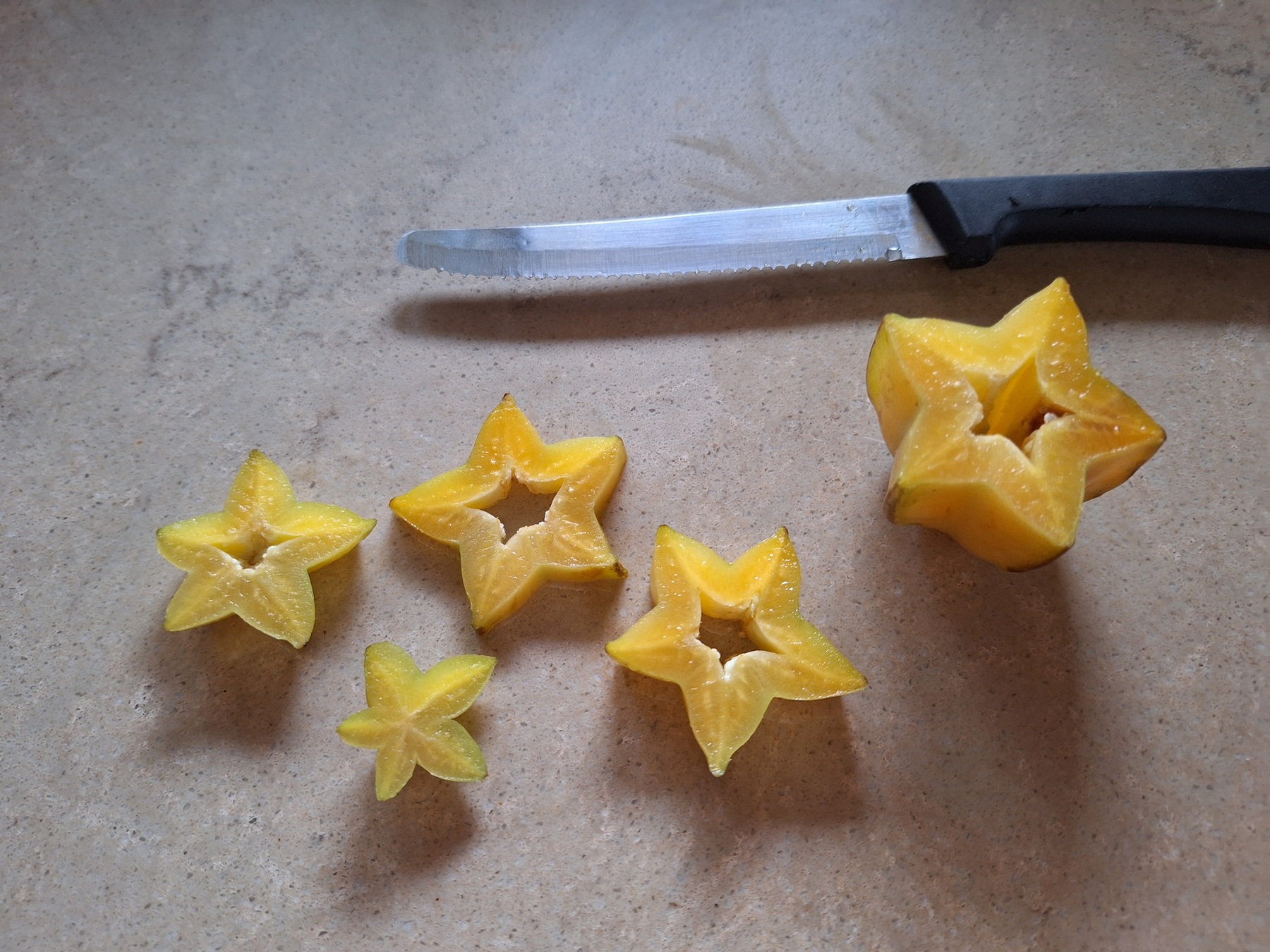 slices of starfruit